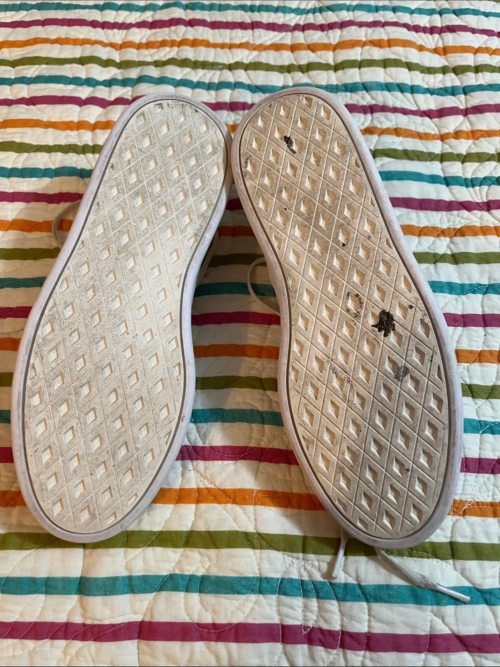 Girls “white on white” Vegan Adidas size 6 Youth/ladies